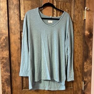Lou & Grey Women's Teal Long Sleeve Top